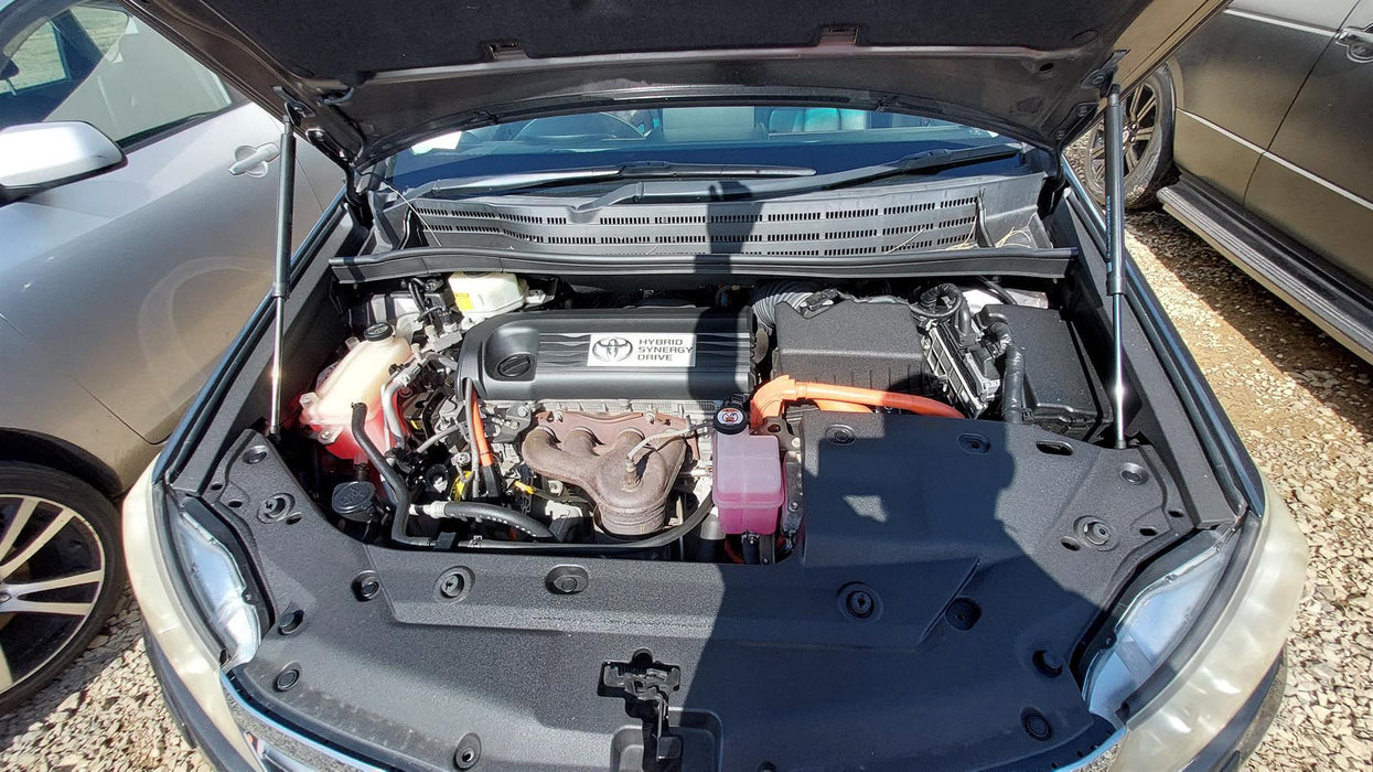2011 Toyota Sai   5675 - Used parts for sale