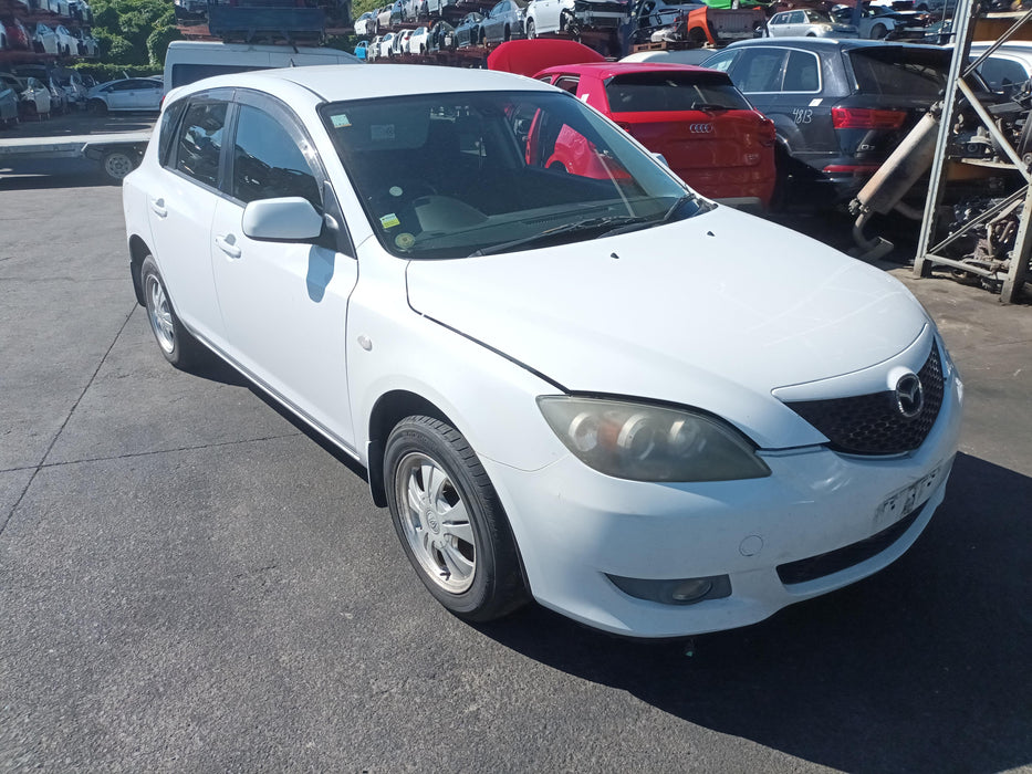 2005 Mazda Axela   5752 - Used parts for sale