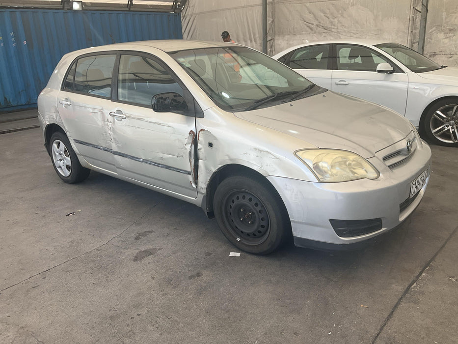 2004 Toyota Corolla  E120 5849 - Used parts for sale