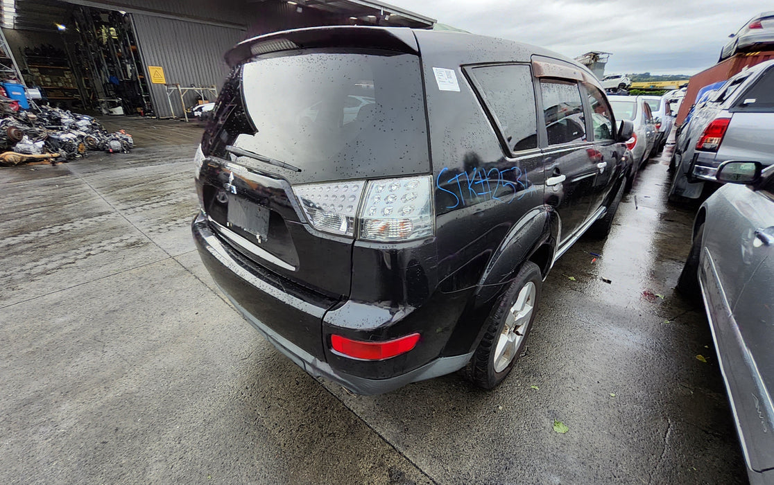 2006, Mitsubishi, Outlander, CW5W-0014609