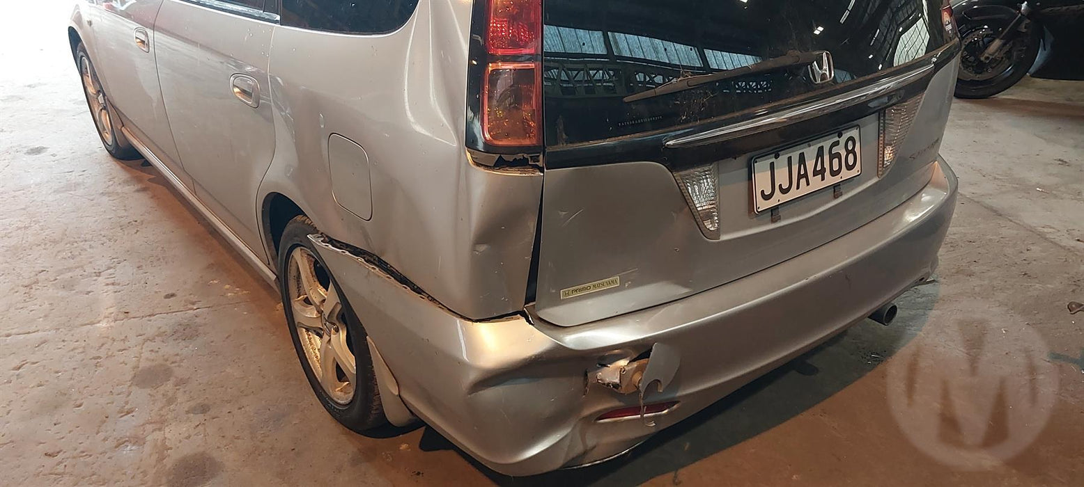 2004 Honda Stream   5379 - Used parts for sale