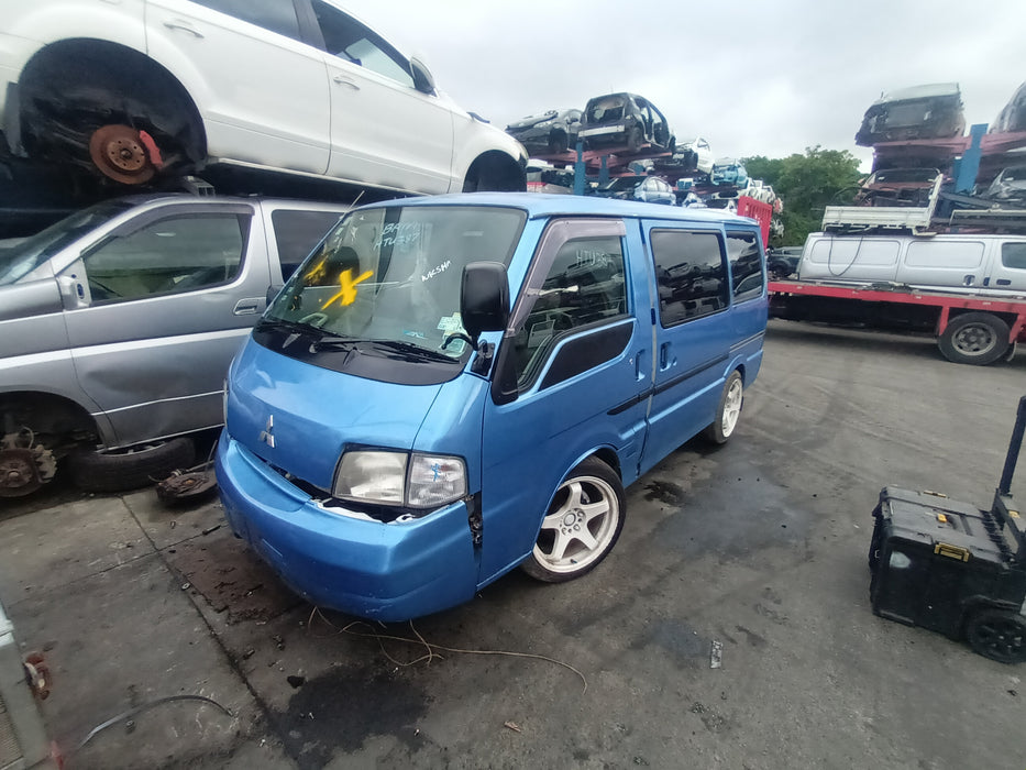 2005, Mitsubishi, Delica, SK82VM-302917