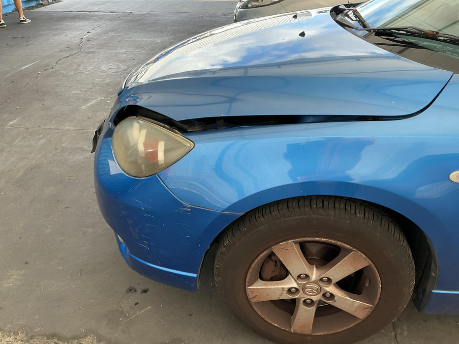 2004 Mazda Axela   6070 - Used parts for sale