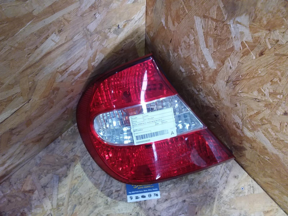 Toyota Camry Camry  Left Taillight