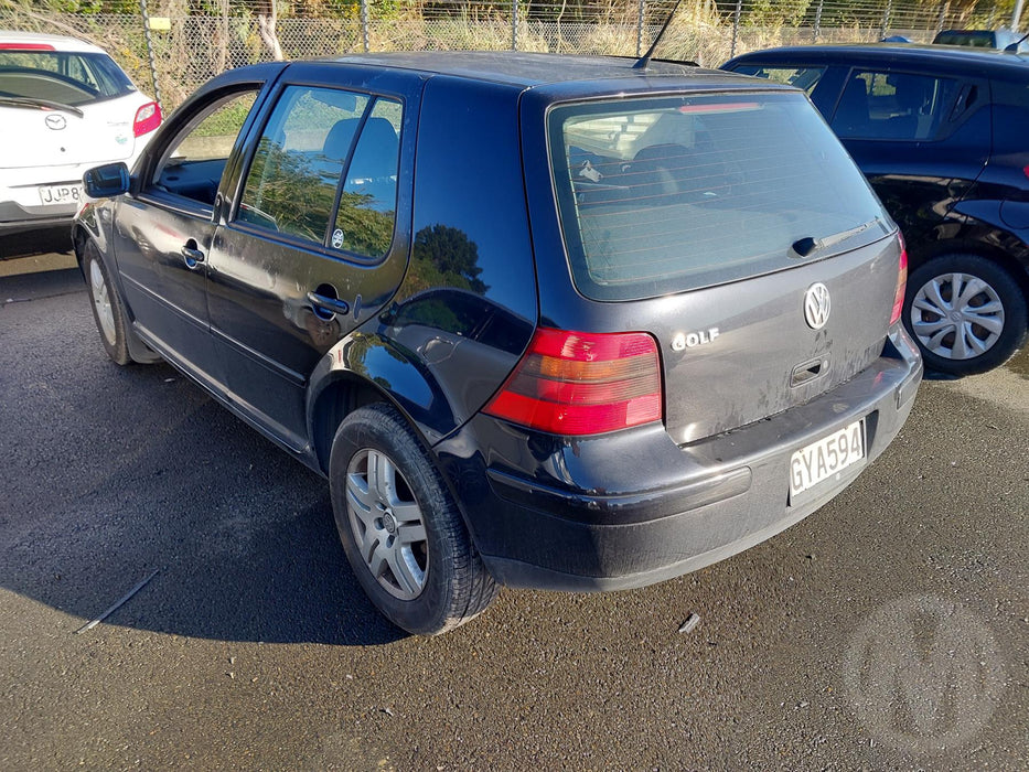 2004, Volkswagen, Golf, WVWZZZ1JZ4U006252