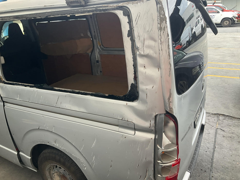2013 Toyota Hiace  V H200 6224 - Used parts for sale