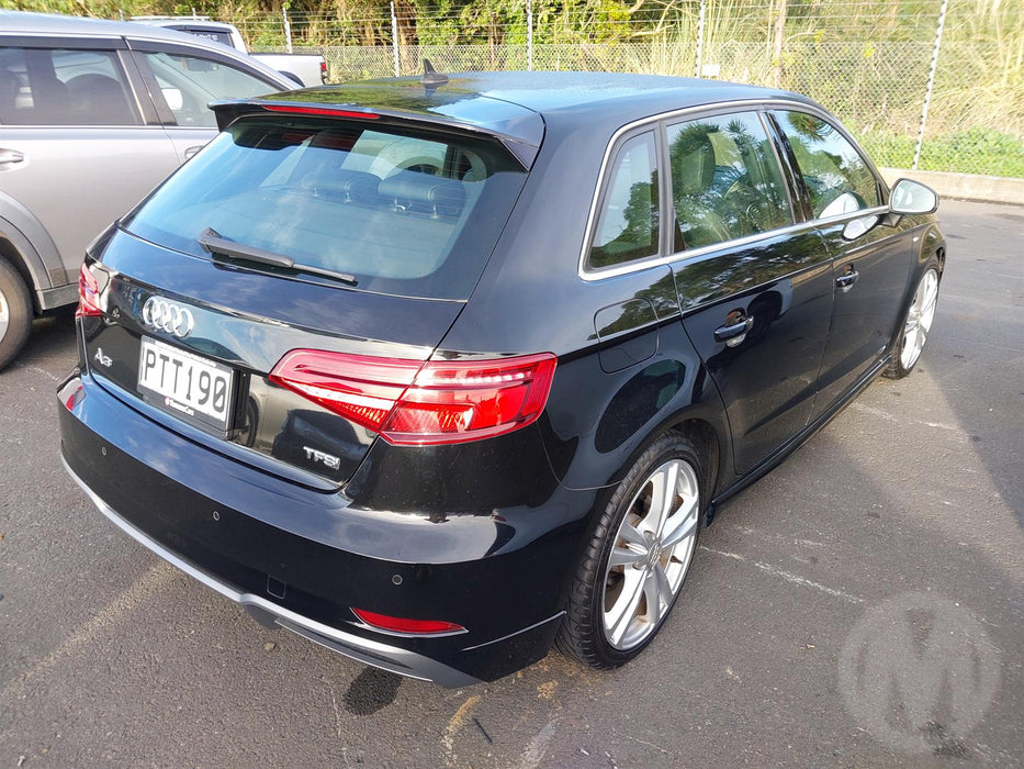 2017, Audi, A3, WAUZZZ8V1JA048052