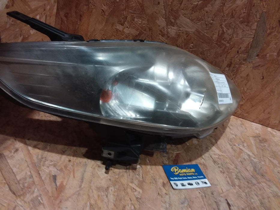 Mazda Premacy Premacy Premacy Right Headlamp