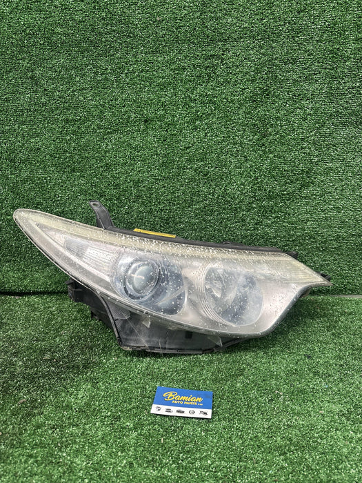 2006 Toyota Estima  R30 Right Headlamp