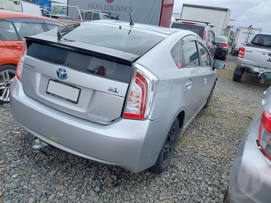 2013 Toyota Prius   Towbar