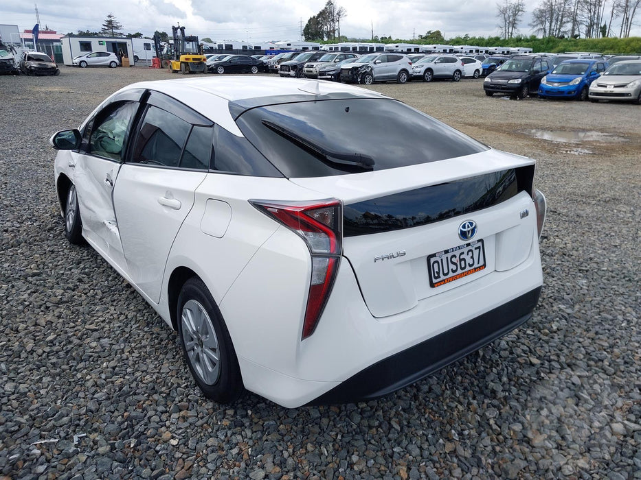 2018 Toyota Prius Hybrid W50 5839 - Used parts for sale