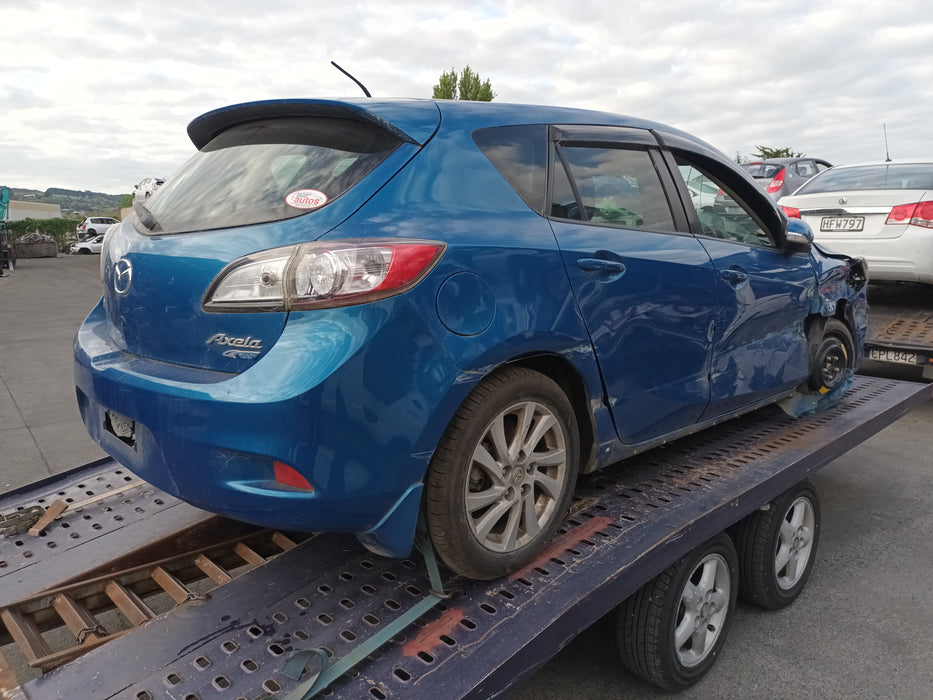 2011 Mazda 3 Axela Bl  5423 - Used parts for sale