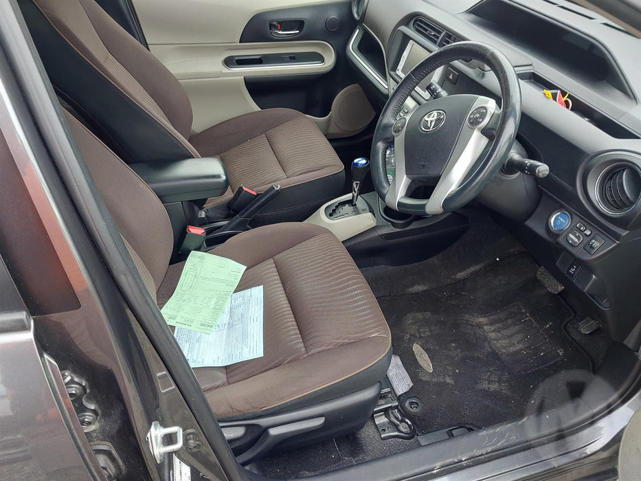 2013 Toyota Aqua   5450 - Used parts for sale