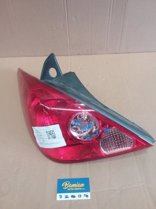 2009, Nissan, Tiida, Left Taillight