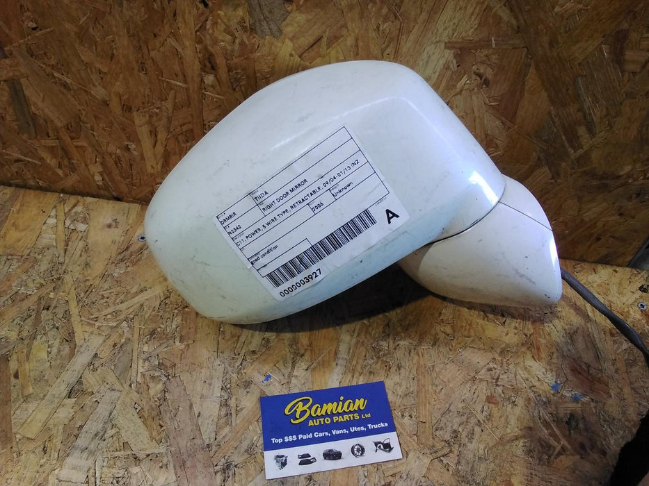 Nissan Tiida Tiida  Right Door Mirror
