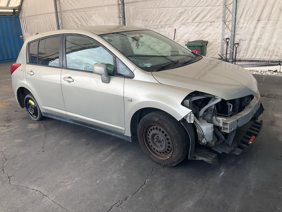 2006 Nissan Tiida   5447 - Used parts for sale