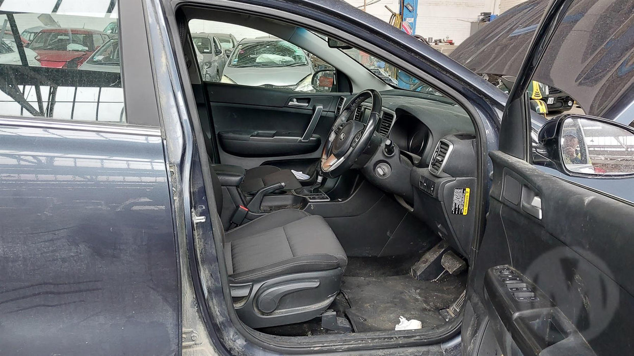 2019 Kia Sportage LX 2.0D/4WD/8AT  5109 - Used parts for sale