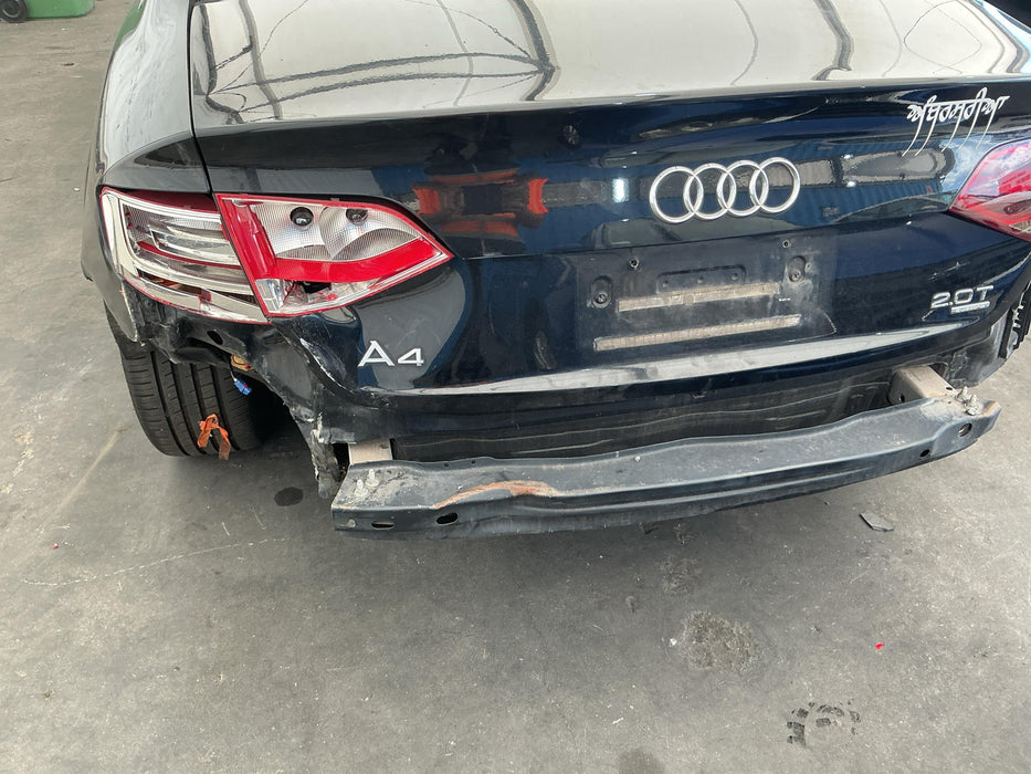2009 Audi A4   6055 - Used parts for sale