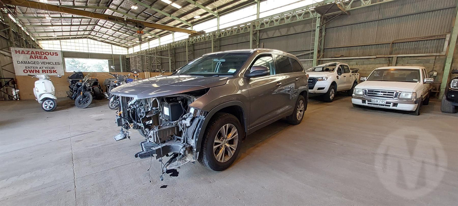 2014 Toyota Highlander GXL 3.5P/4WD/6AT/SW/  5721 - Used parts for sale