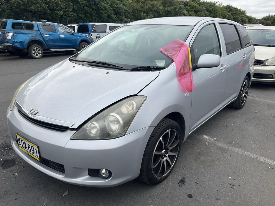 2004 Toyota Wish   5539 - Used parts for sale