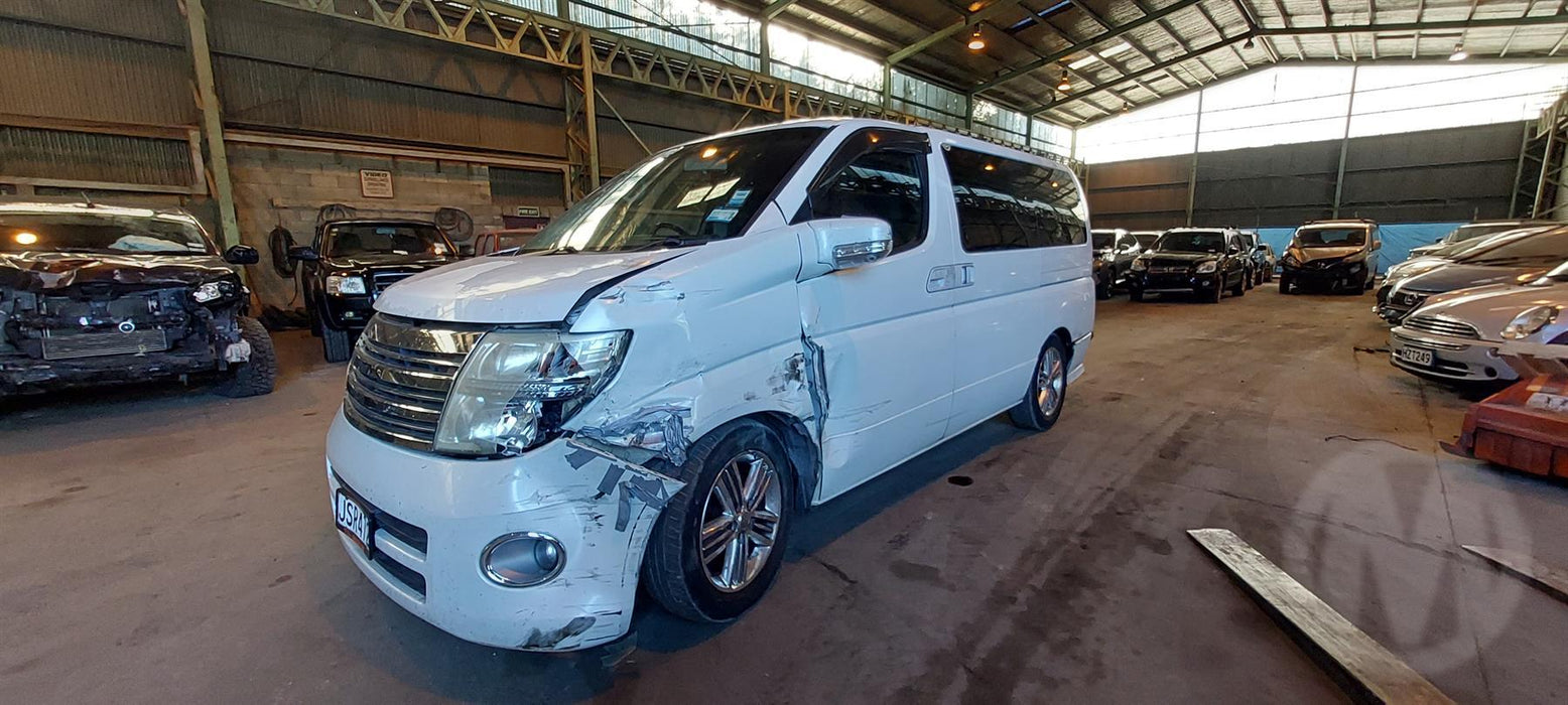 2005 Nissan Elgrand   5846 - Used parts for sale