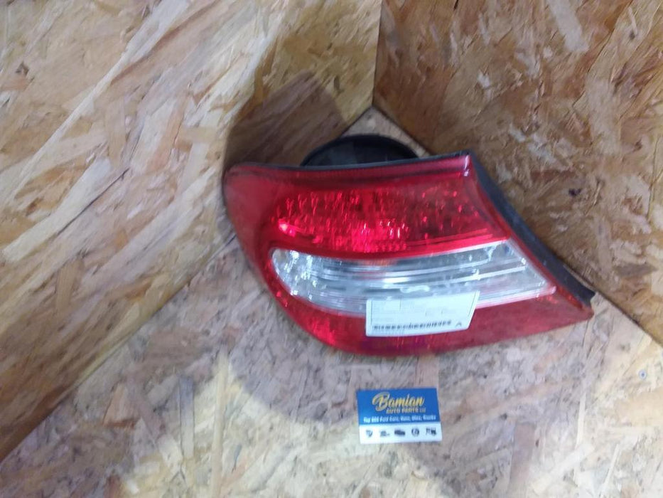 Toyota Camry Camry Camry Left Taillight