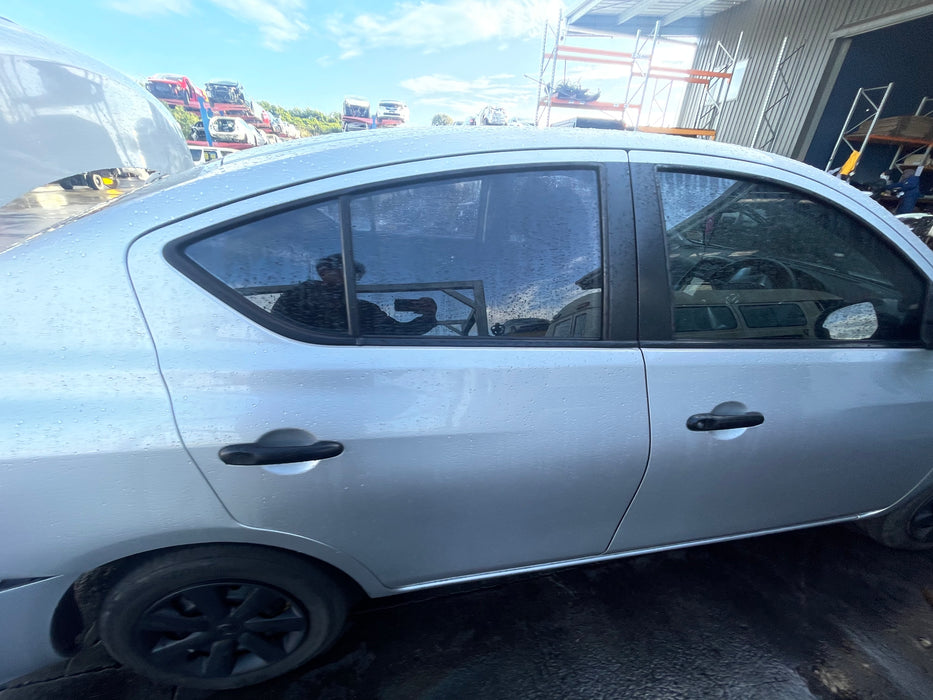 2014, Nissan, Tiida, N17-702471