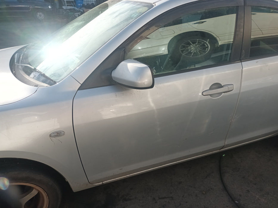 2004 Mazda Axela   4950 - Used parts for sale