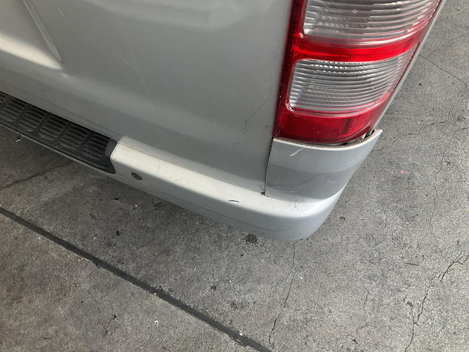 2013 Toyota Hiace  V H200 6224 - Used parts for sale