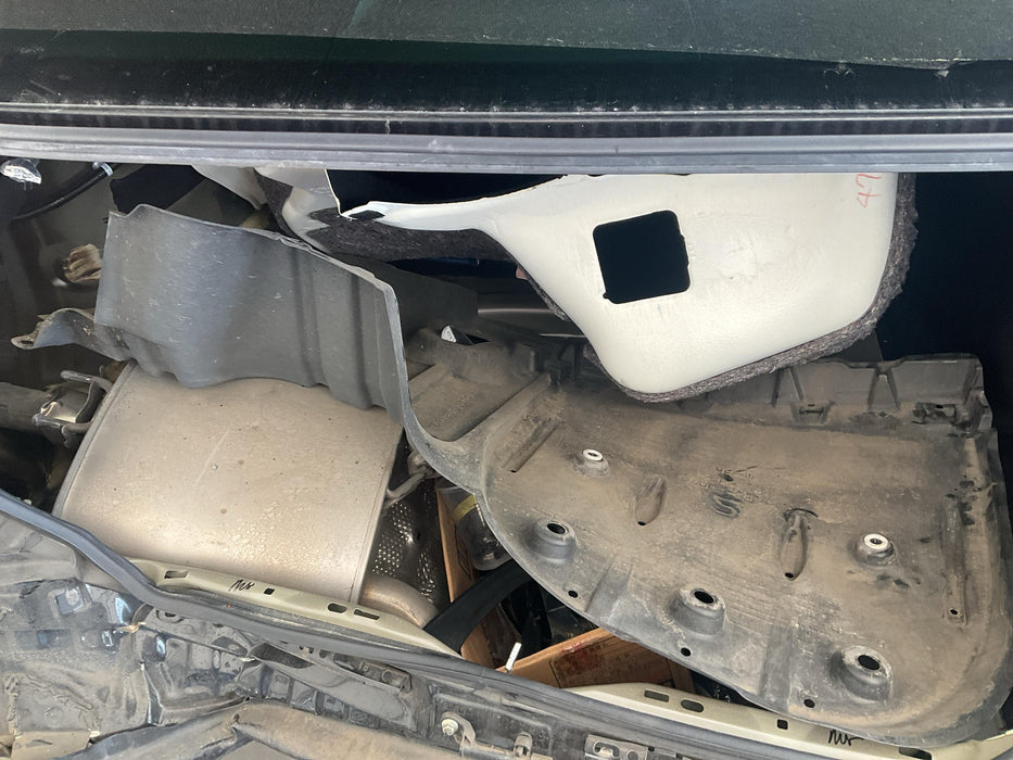 2018 Toyota Camry Hybrid  5099 - Used parts for sale