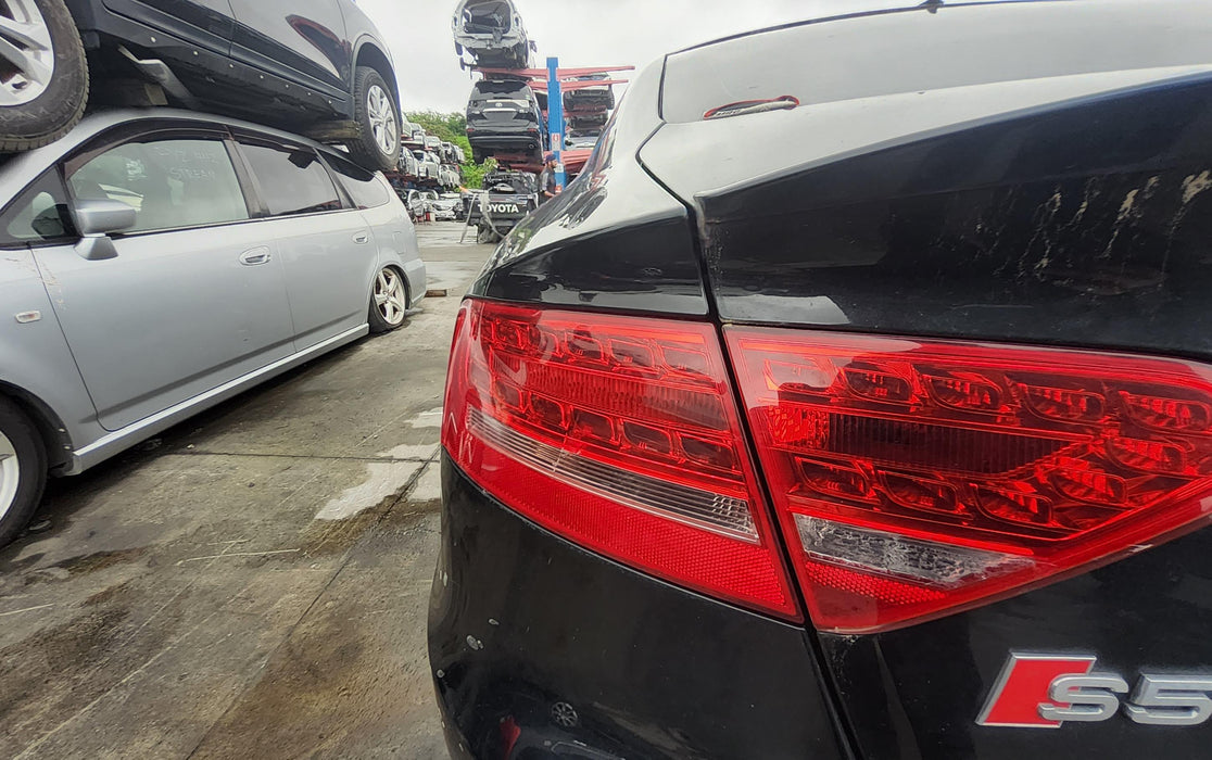Audi A5 A5  2892 - Used parts for sale
