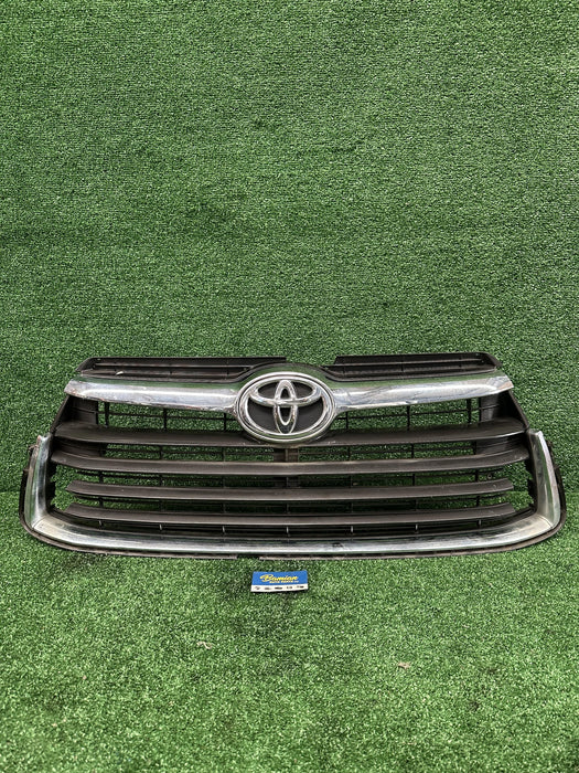 Toyota Highlander  U50 Grille