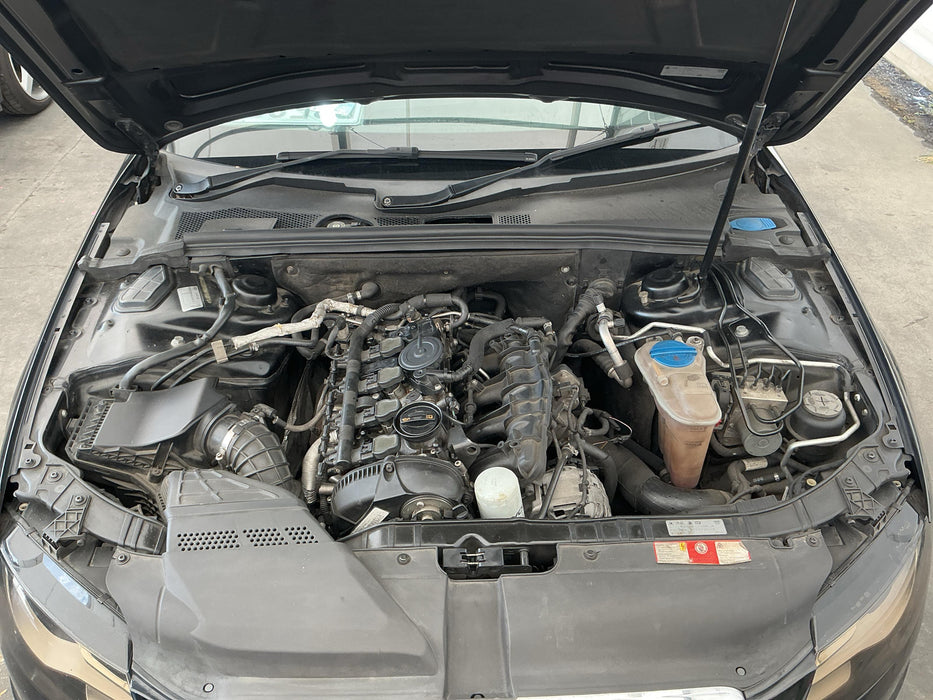 2009 Audi A4   6055 - Used parts for sale