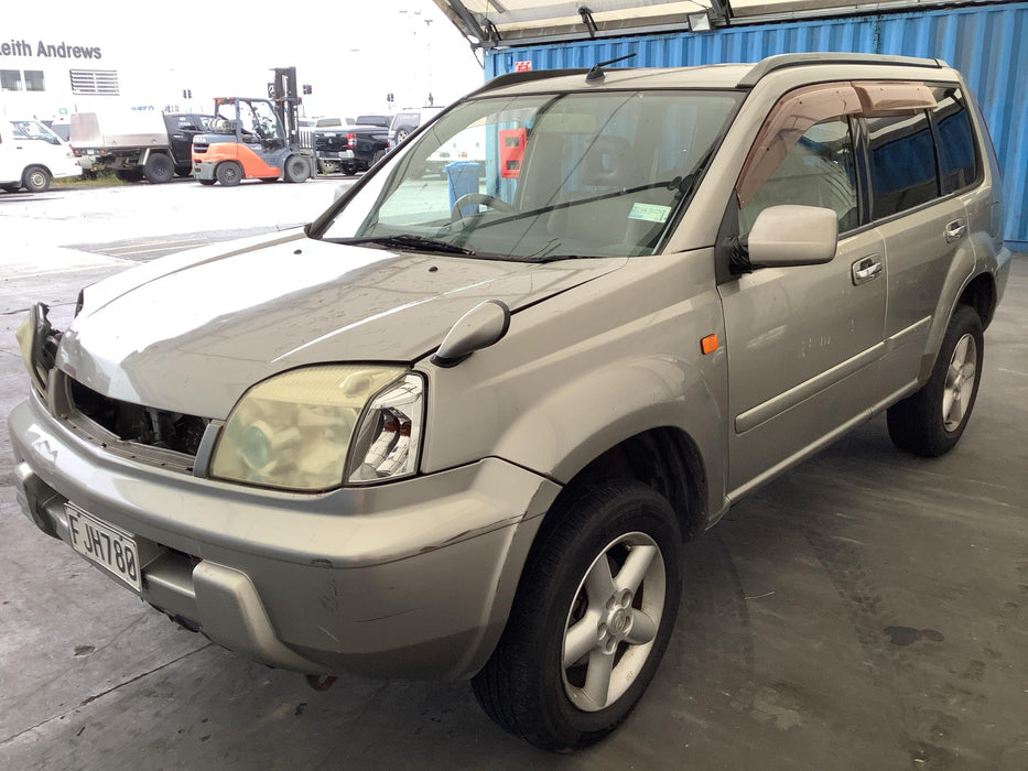 2001 Nissan X-Trail   5665 - Used parts for sale