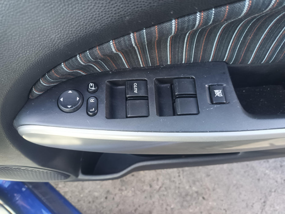 2009 Mazda 2 Demio DE  4355 - Used parts for sale