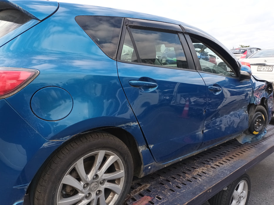 2011 Mazda 3 Axela Bl  5423 - Used parts for sale