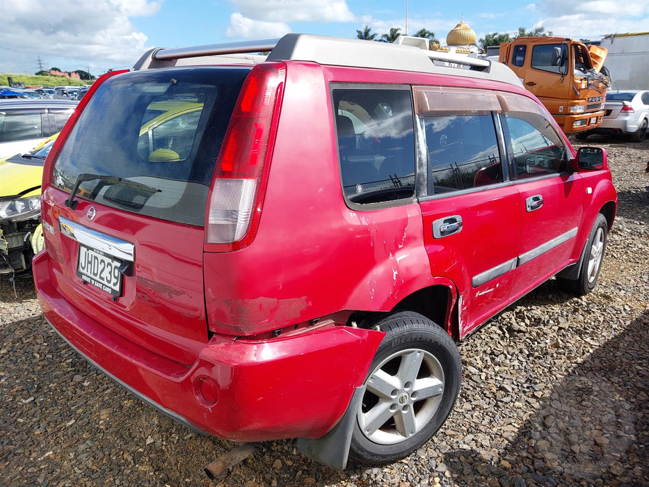 2006 Nissan X-trail   5427 - Used parts for sale