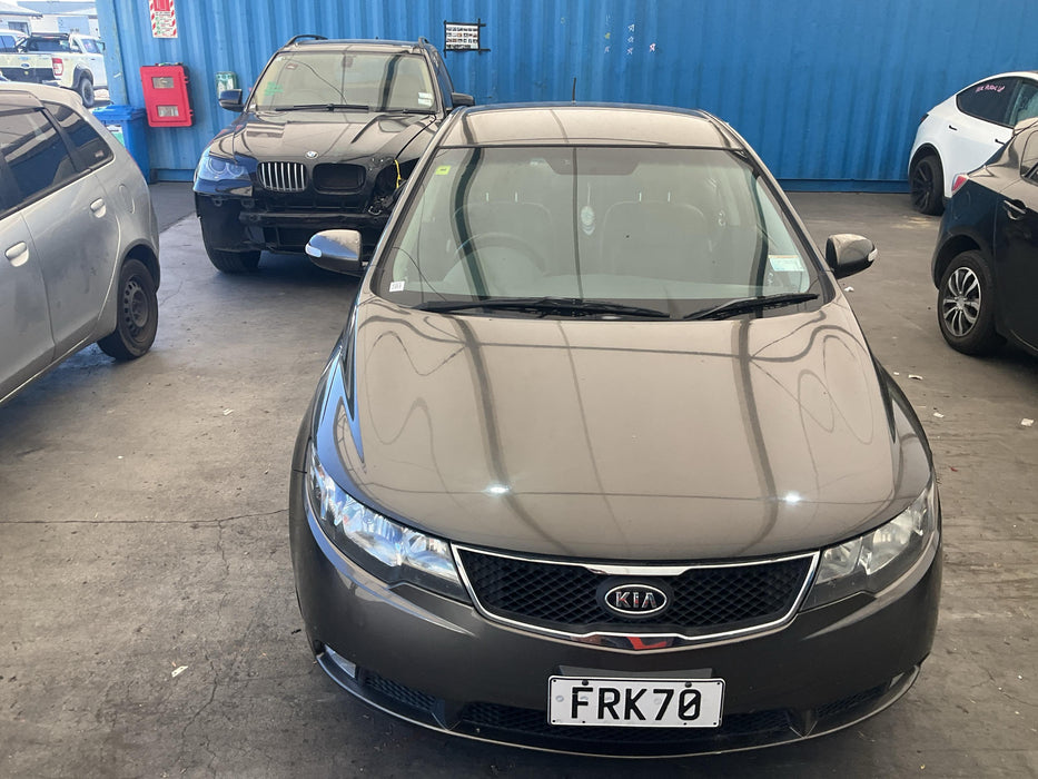 2009 Kia Cerato SLI TD 6143 - Used parts for sale