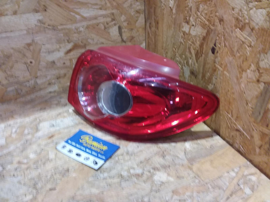 Mazda 2 Demio DY1  Right Taillight