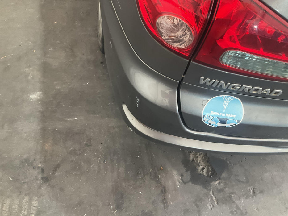 2005 Nissan Wingroad  Y12 5887 - Used parts for sale