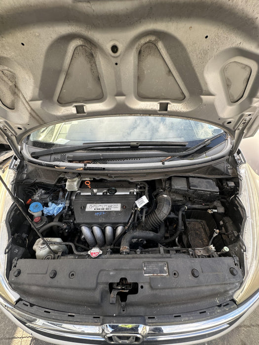 2006 Honda Stepwagon   4982 - Used parts for sale