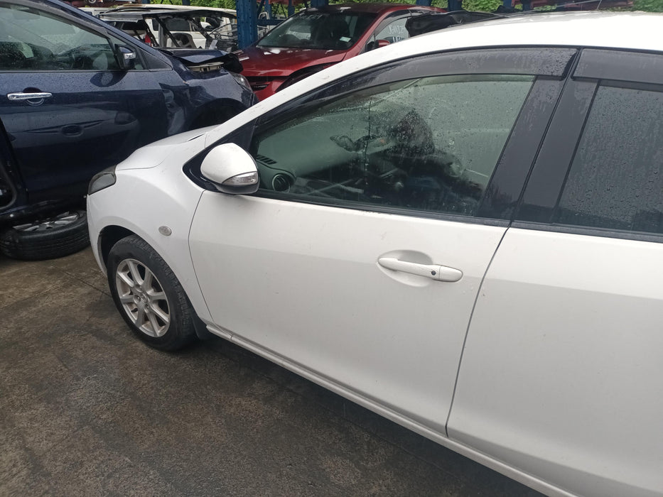 2011 Mazda 2 Demio DE  4826 - Used parts for sale
