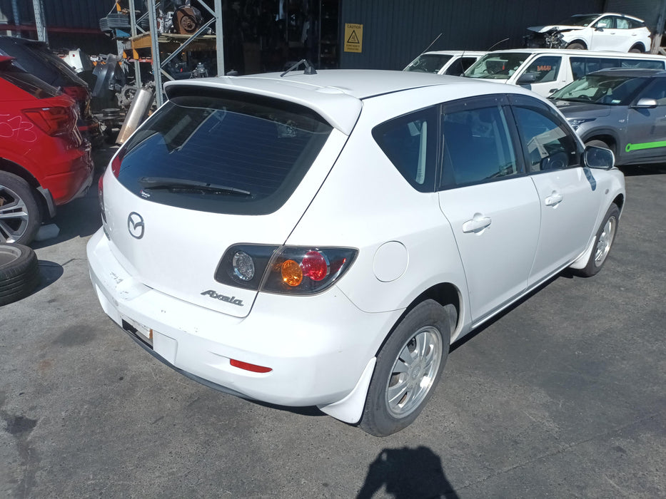 2005 Mazda Axela   5752 - Used parts for sale