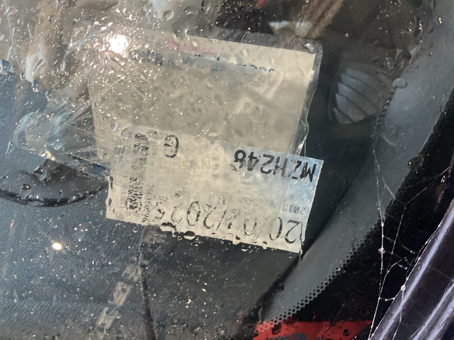 2013 Nissan Juke  I F15 6096 - Used parts for sale