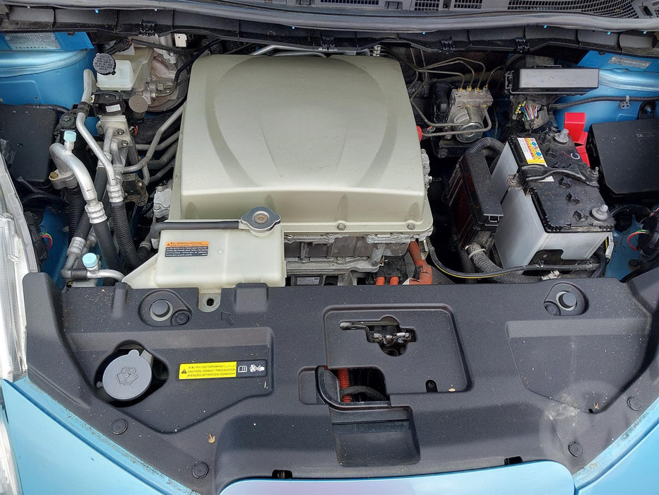 2016 Nissan Leaf  ZE0 5801 - Used parts for sale