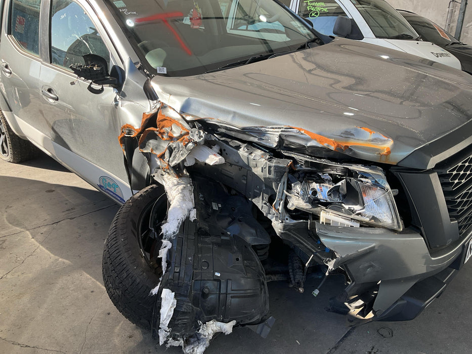 2021 Nissan Navara SL 2.3D/7AT  5017 - Used parts for sale