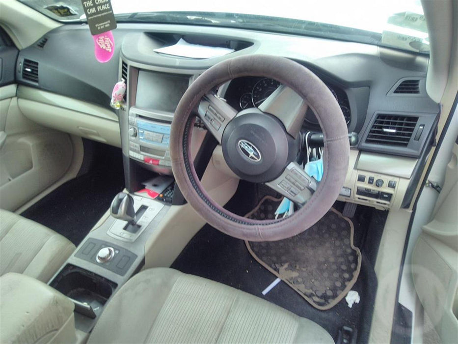 2011 Subaru Legacy 2.5i V BM 5977 - Used parts for sale