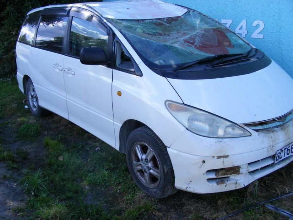 2001 Toyota Estima  R30 5811 - Used parts for sale