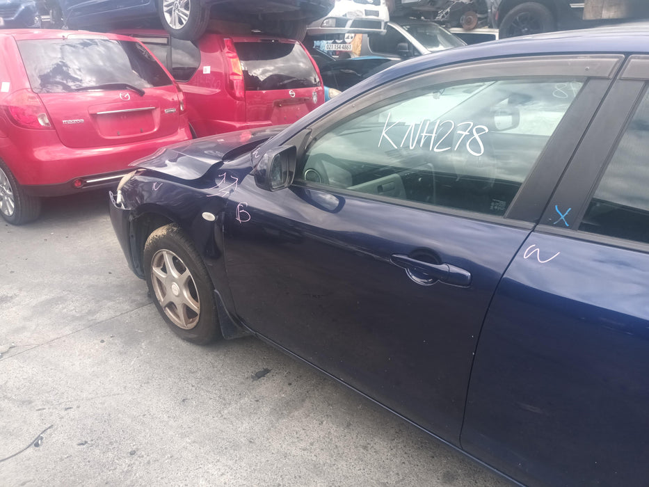 2005 Mazda 3 Axela Bk  5592 - Used parts for sale