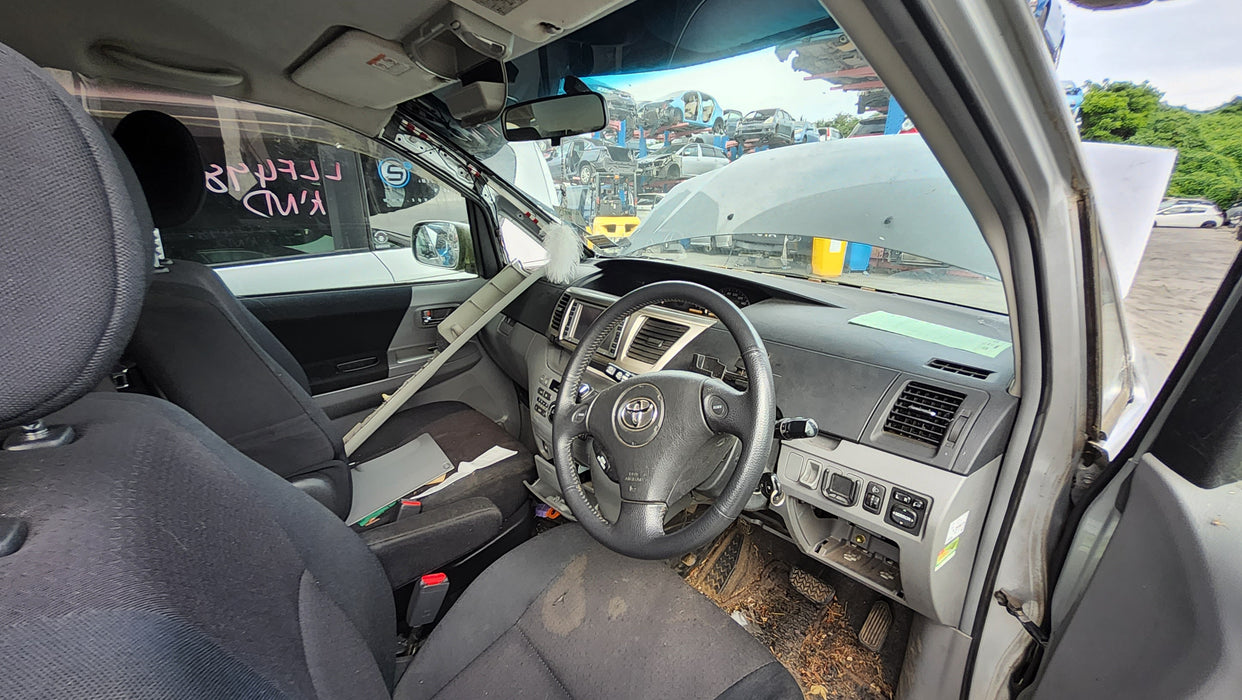 2005, Toyota, Noah, AZR60-0408379